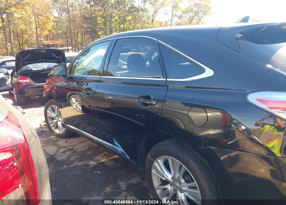 2011 LEXUS RX 450H VIN: JTJZB1BA3B2004495
