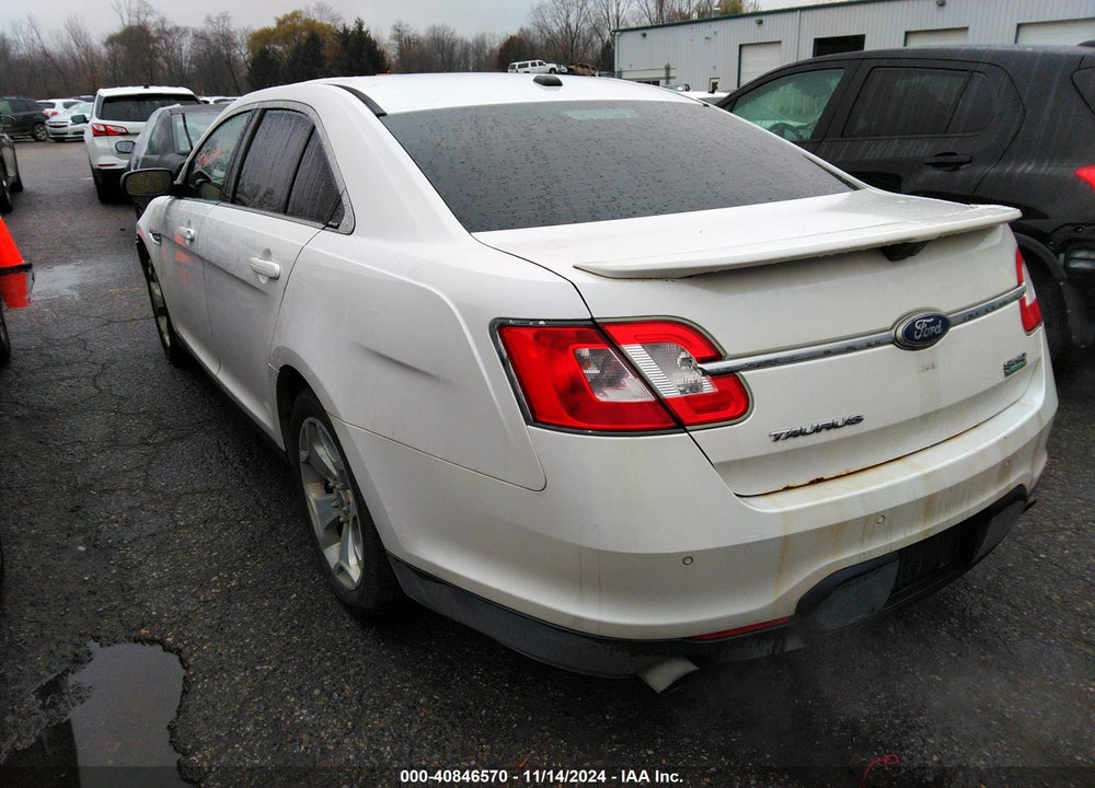 2011 FORD TAURUS SHO VIN: 1FAHP2KT9BG102222