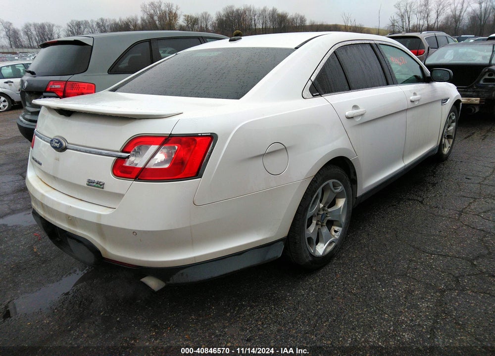 2011 FORD TAURUS SHO VIN: 1FAHP2KT9BG102222