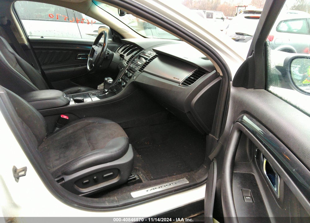 2011 FORD TAURUS SHO VIN: 1FAHP2KT9BG102222