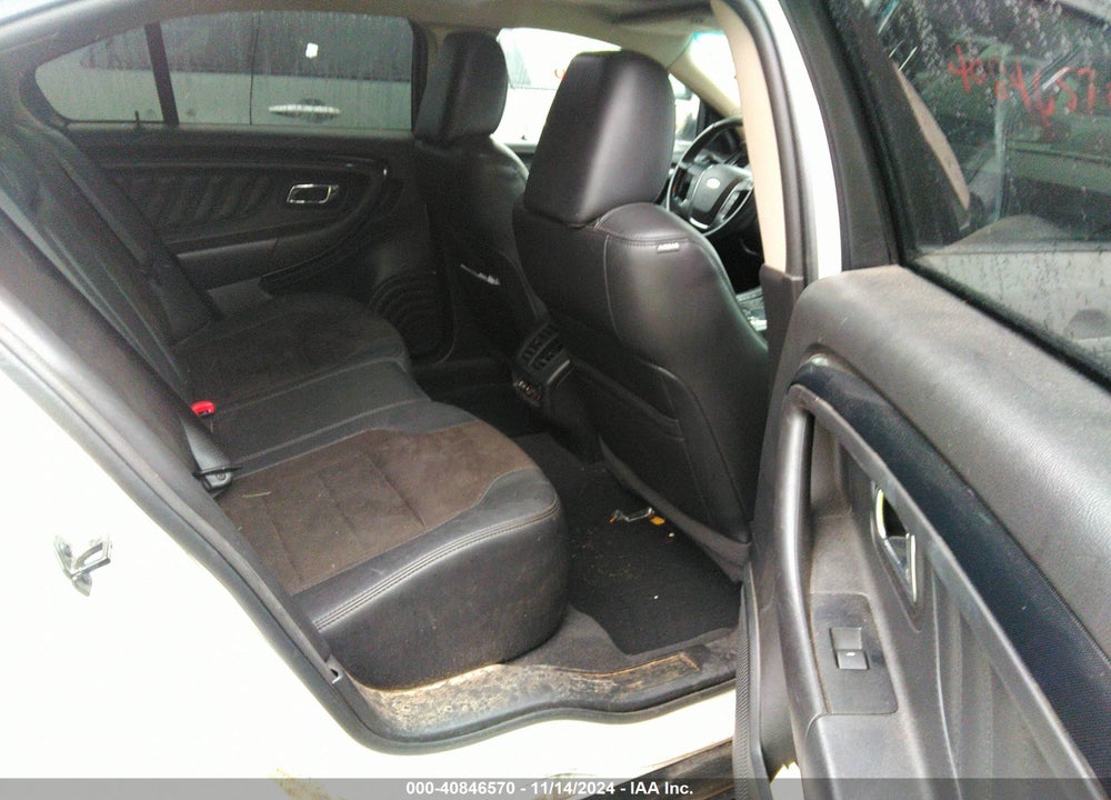 2011 FORD TAURUS SHO VIN: 1FAHP2KT9BG102222