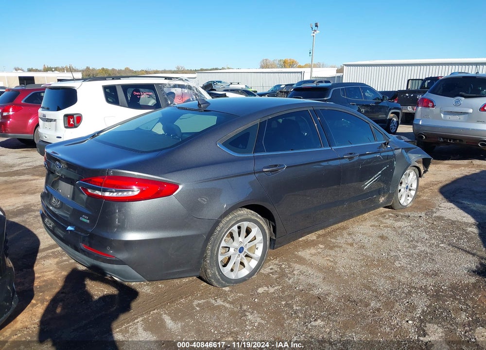 2020 FORD FUSION VIN: 3FA6P0HDXLR147885