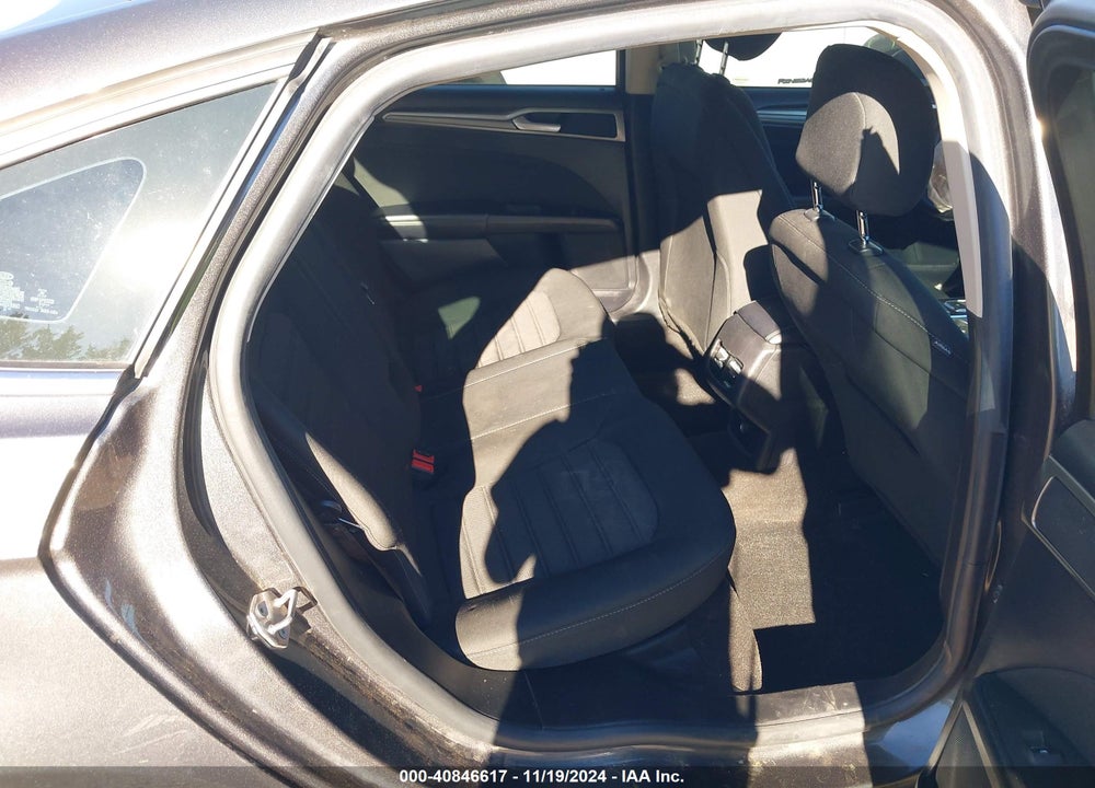 2020 FORD FUSION VIN: 3FA6P0HDXLR147885