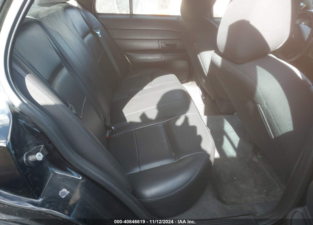2011 FORD CROWN VICTORIA POLICE INTERCEPTOR VIN: 2FABP7BVXBX148270