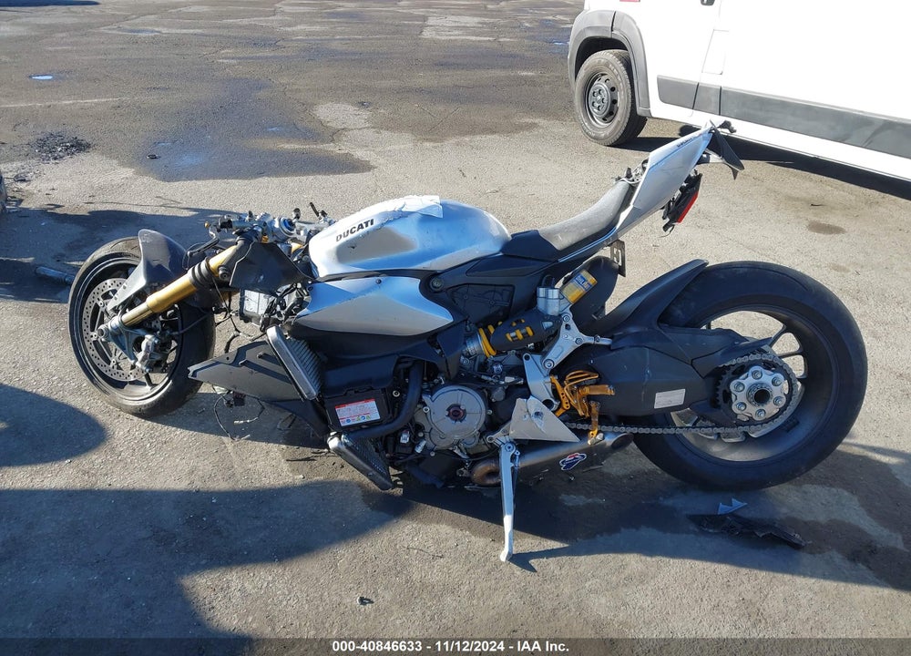 2013 DUCATI SUPERBIKE 1199 PANIGALE/S VIN: ZDM14BPW0DB012212