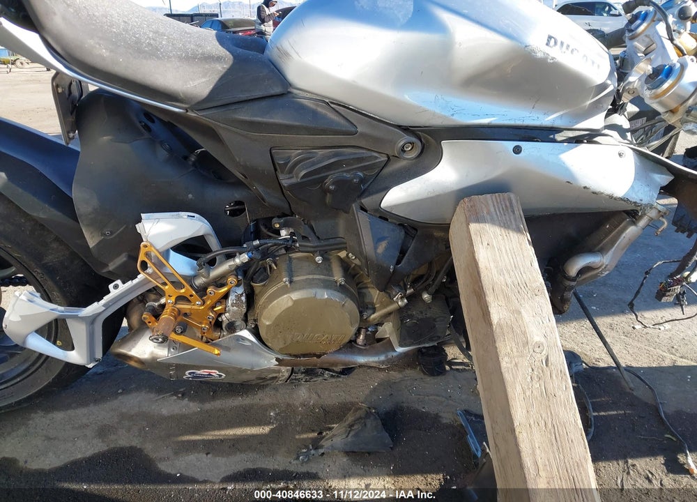 2013 DUCATI SUPERBIKE 1199 PANIGALE/S VIN: ZDM14BPW0DB012212