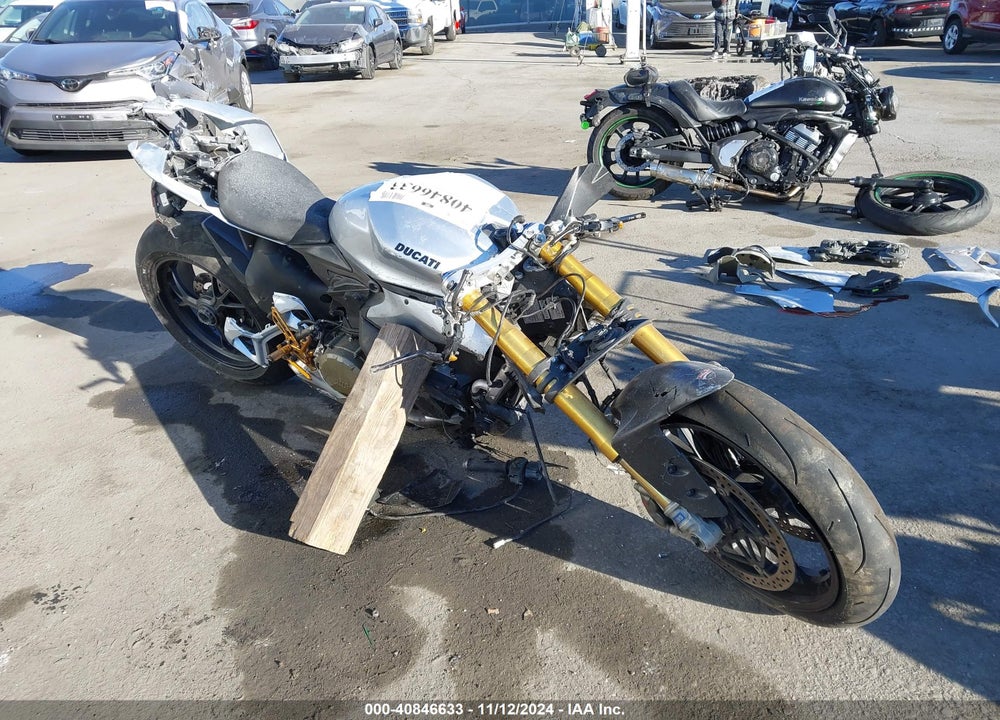 2013 DUCATI SUPERBIKE 1199 PANIGALE/S VIN: ZDM14BPW0DB012212