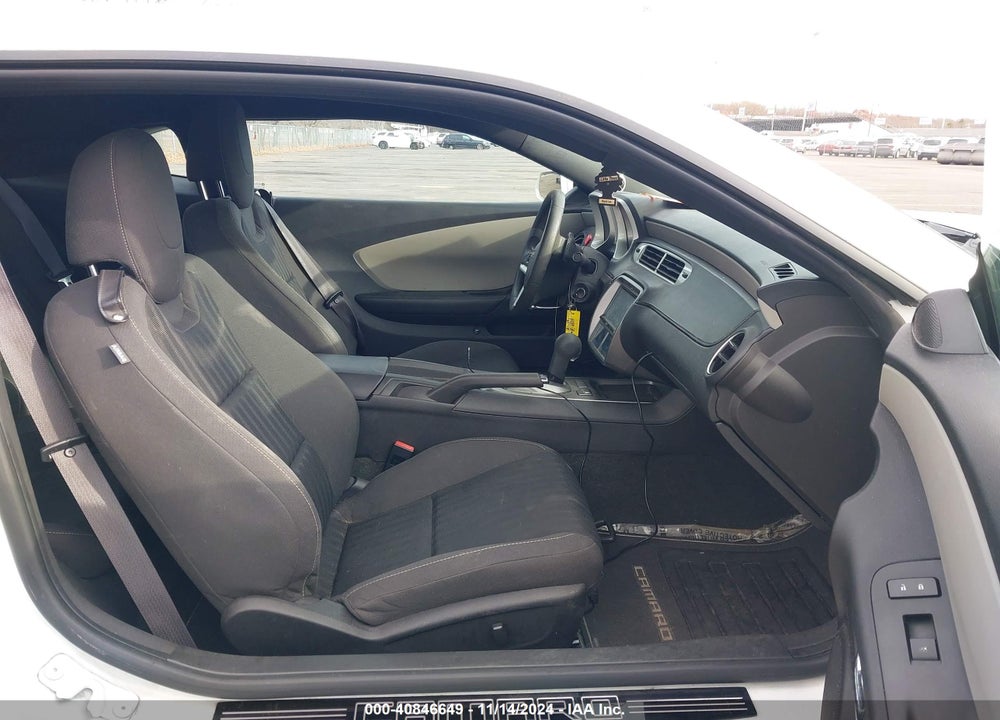 2014 CHEVROLET CAMARO 2LS VIN: 2G1FA1E34E9133902