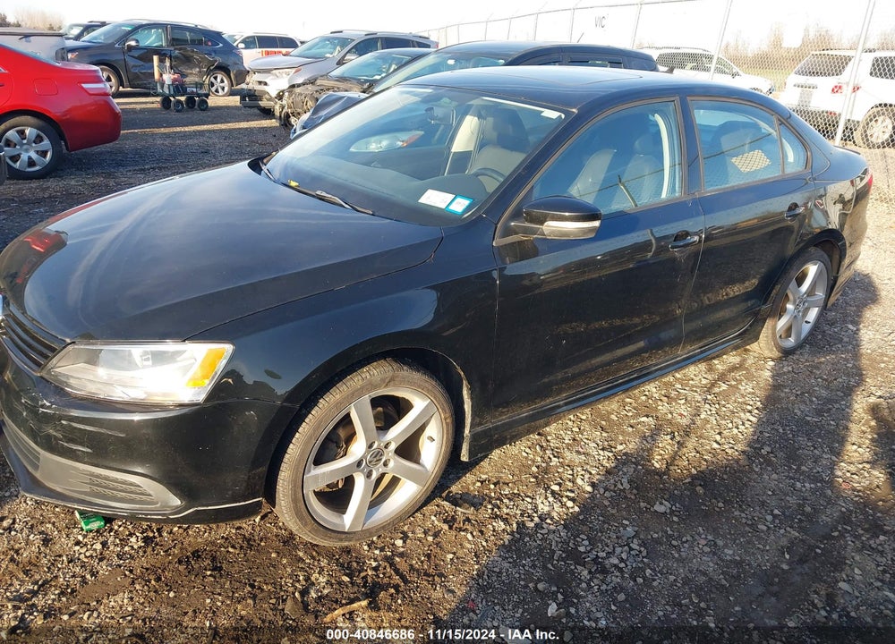 2012 VOLKSWAGEN JETTA 2.5L SE VIN: 3VWDP7AJ3CM360892