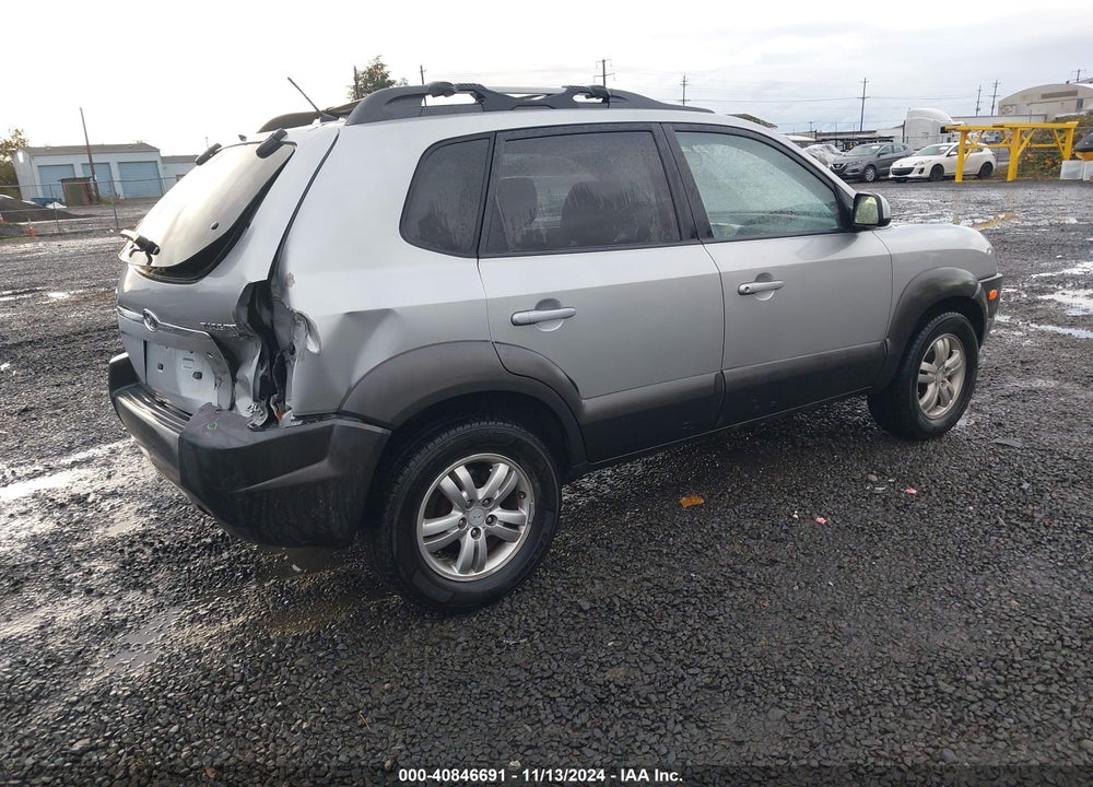 2007 HYUNDAI TUCSON LIMITED/SE VIN: KM8JN72D37U584486