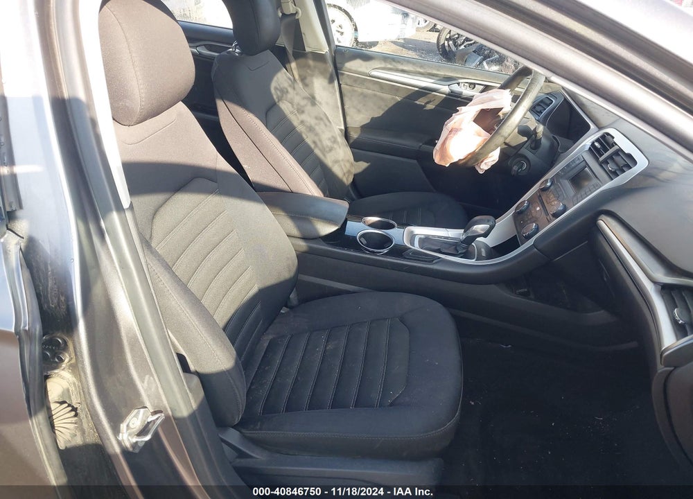 2013 FORD FUSION VIN: 3FA6P0H71DR202784