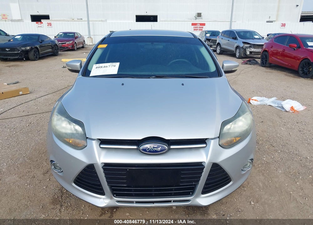 2014 FORD FOCUS TITANIUM VIN: 1FADP3J29EL240514
