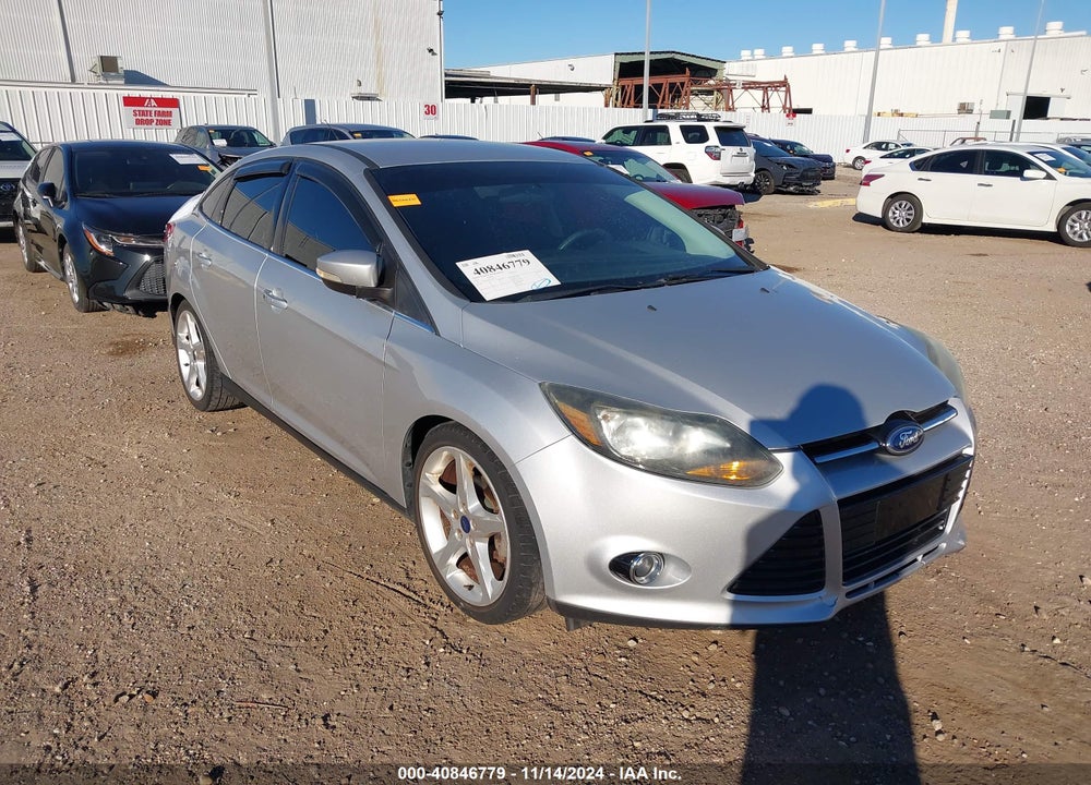 2014 FORD FOCUS TITANIUM VIN: 1FADP3J29EL240514