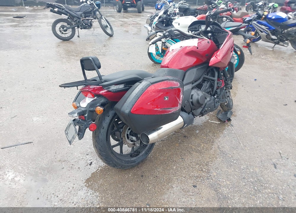 2014 HONDA CTX700 D VIN: JH2RC694XEK000114