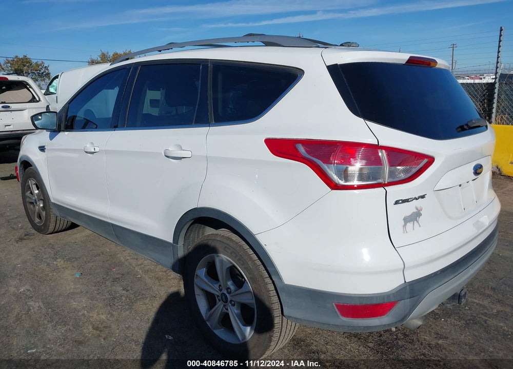 2014 FORD ESCAPE SE VIN: 1FMCU9GX5EUA05196
