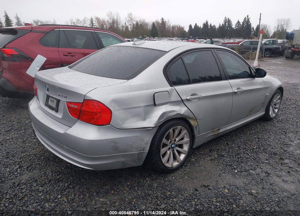 2011 BMW 328I XDRIVE VIN: WBAPK5G52BNN80393