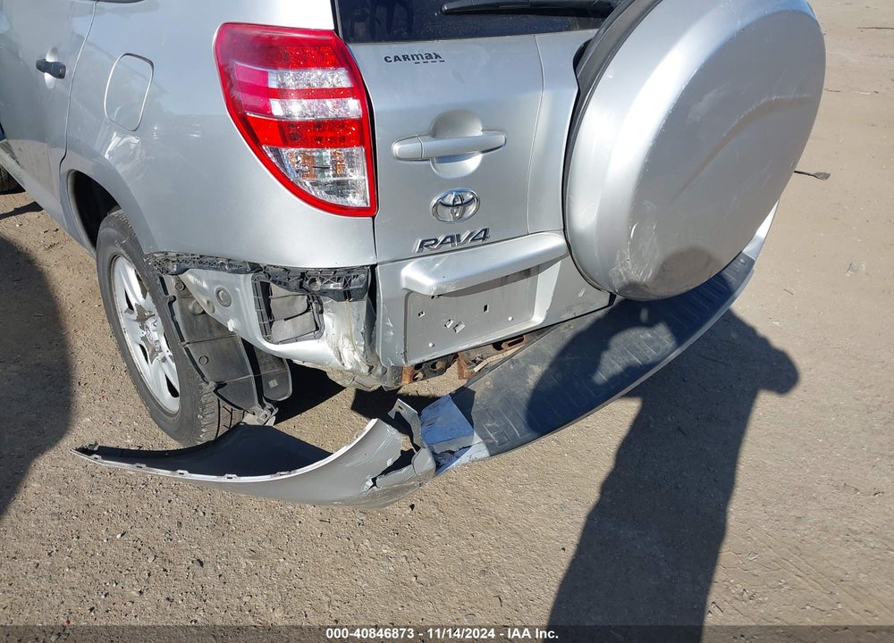 2011 TOYOTA RAV4 VIN: 2T3BF4DV8BW111480