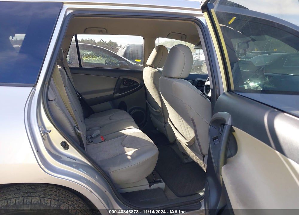 2011 TOYOTA RAV4 VIN: 2T3BF4DV8BW111480