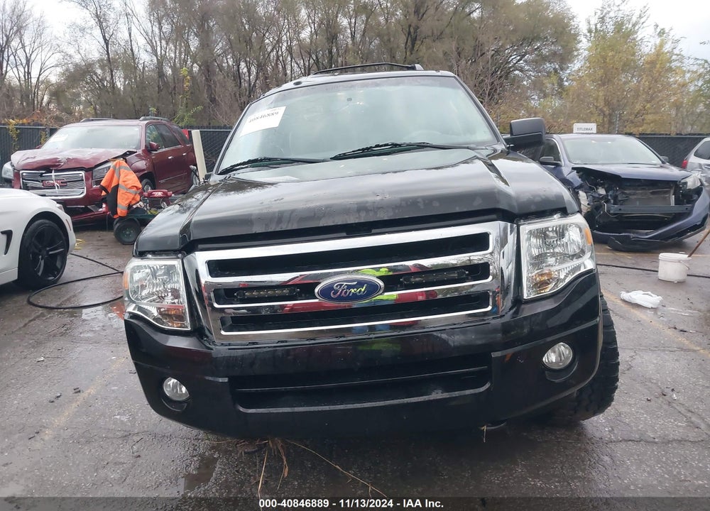 2010 FORD EXPEDITION XLT VIN: 1FMJU1G53AEA81379