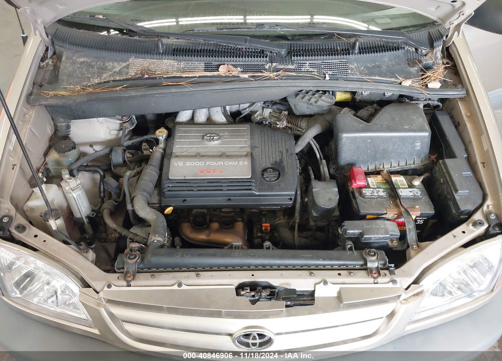 2002 TOYOTA SIENNA LE VIN: 4T3ZF13C22U429947