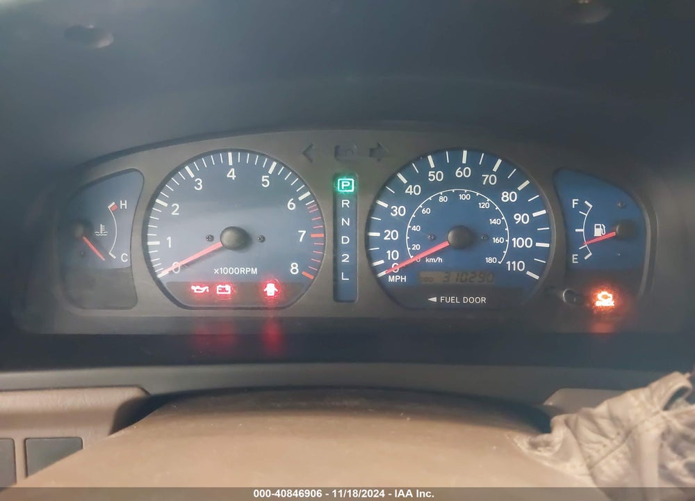2002 TOYOTA SIENNA LE VIN: 4T3ZF13C22U429947