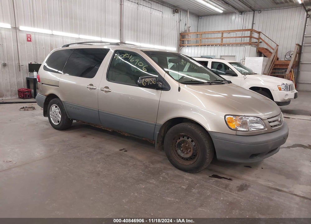 2002 TOYOTA SIENNA LE VIN: 4T3ZF13C22U429947