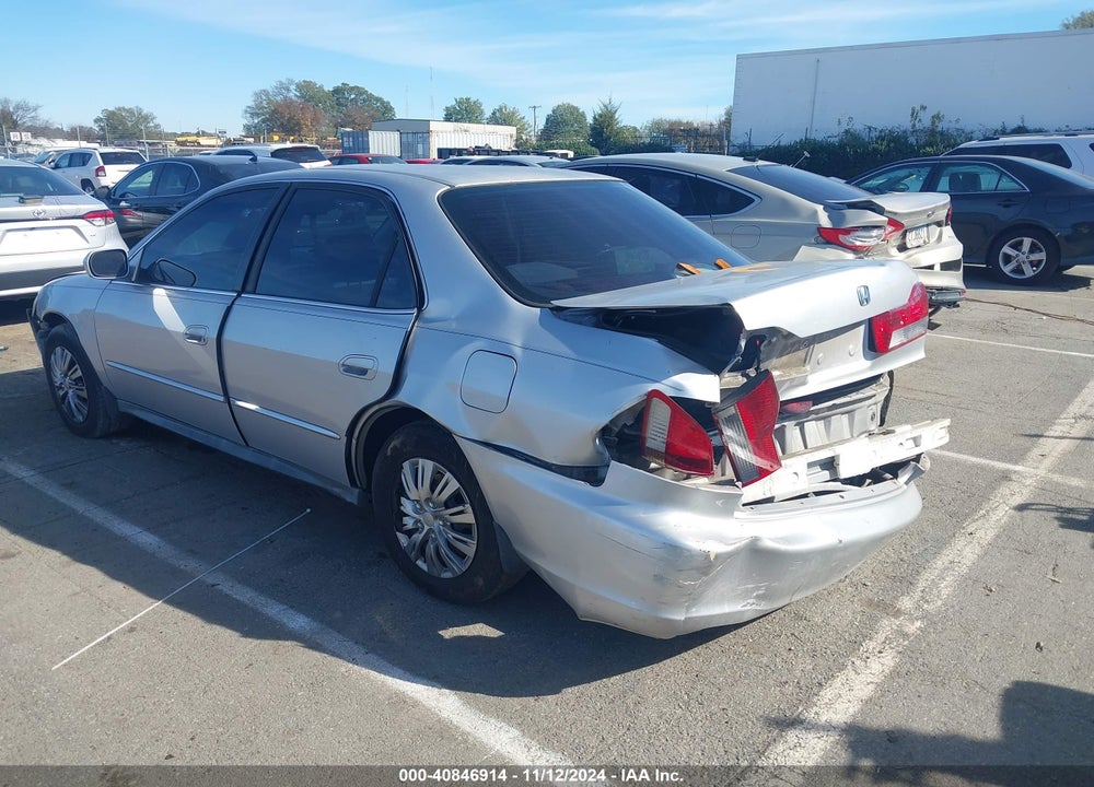 2002 HONDA ACCORD 3.0 LX VIN: 1HGCG16462A030465