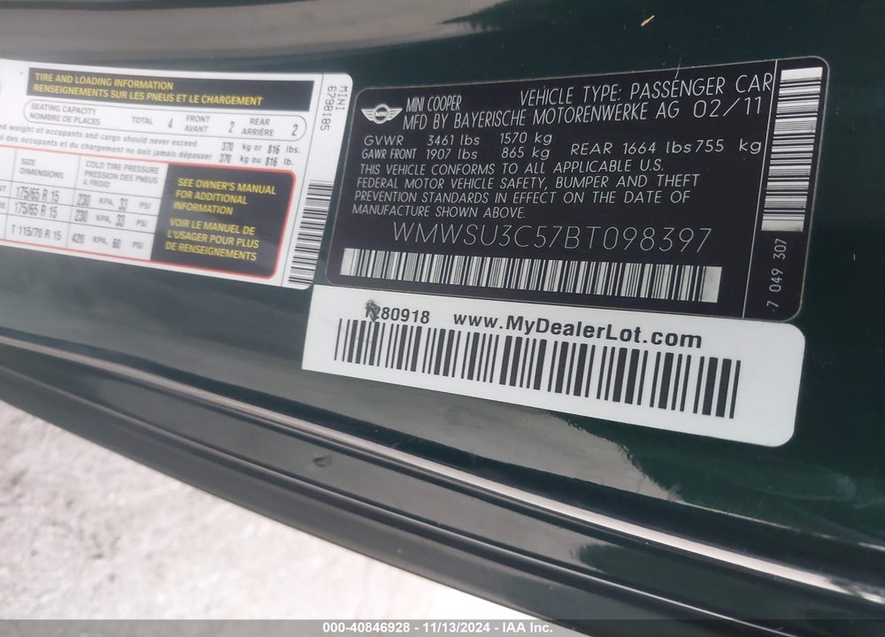 2011 MINI COOPER VIN: WMWSU3C57BT098397