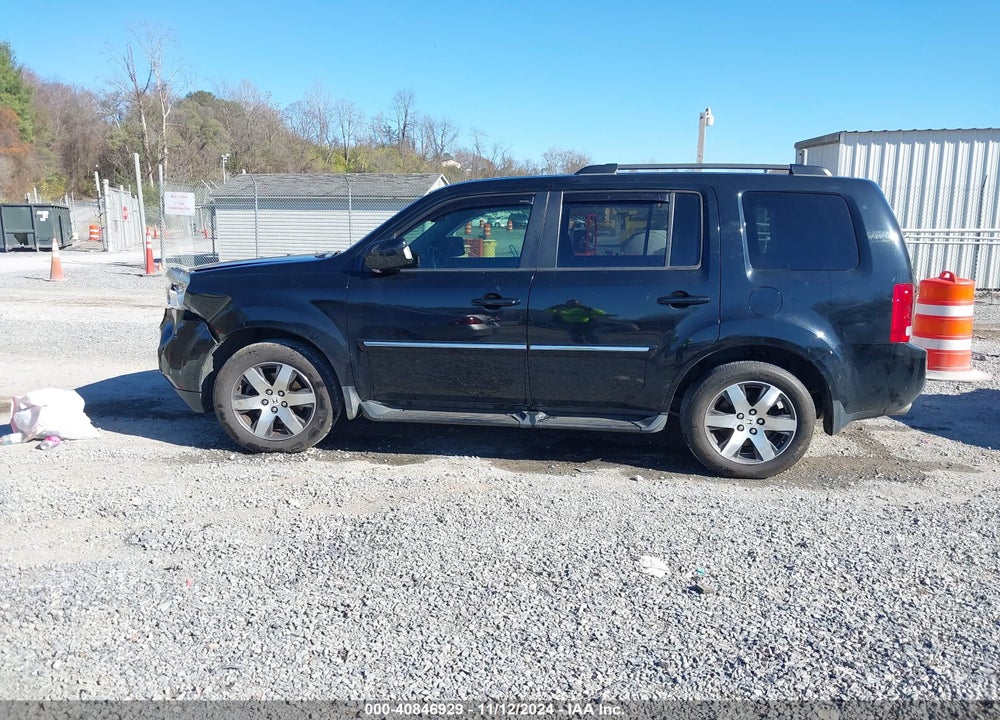 2012 HONDA PILOT TOURING VIN: 5FNYF4H99CB053510