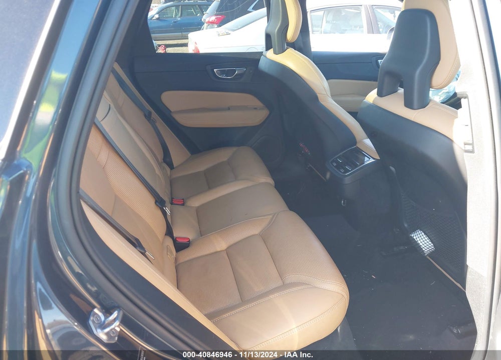 2018 VOLVO XC60 T6 INSCRIPTION VIN: YV4A22RL6J1013612