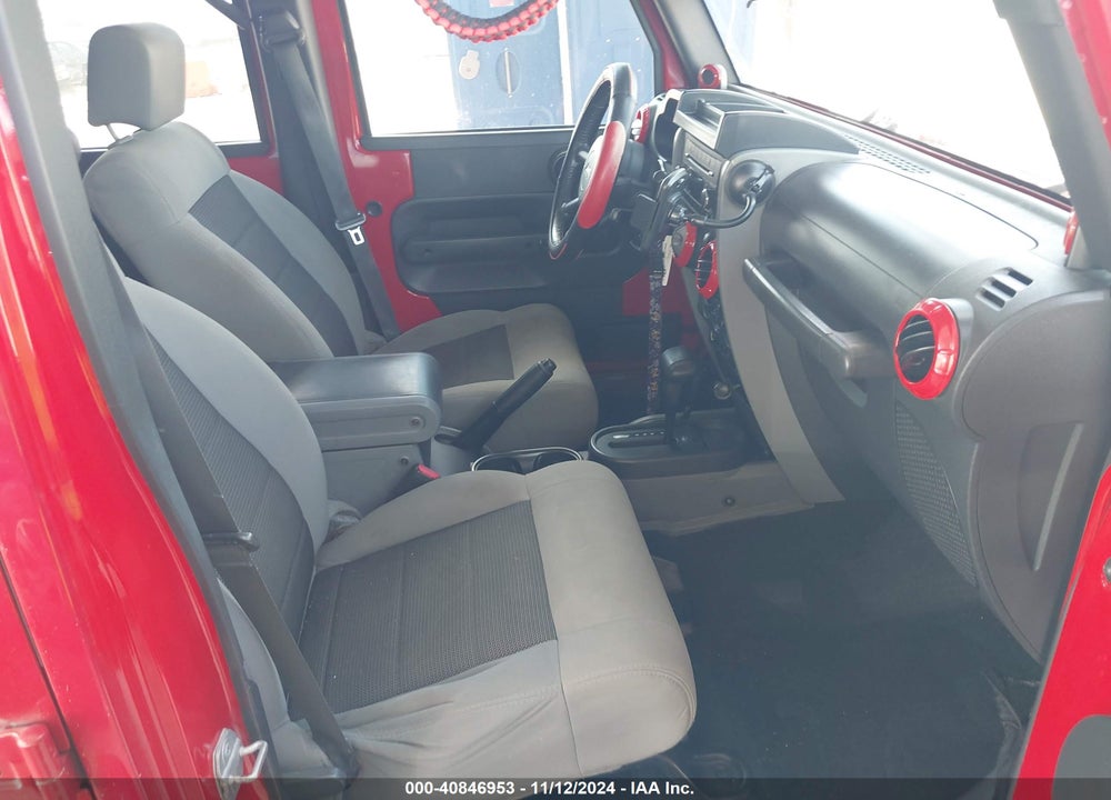 2010 ANGLER JEEP WR UNLIMITED RUBICON VIN: 1J4BA6H12AL184387