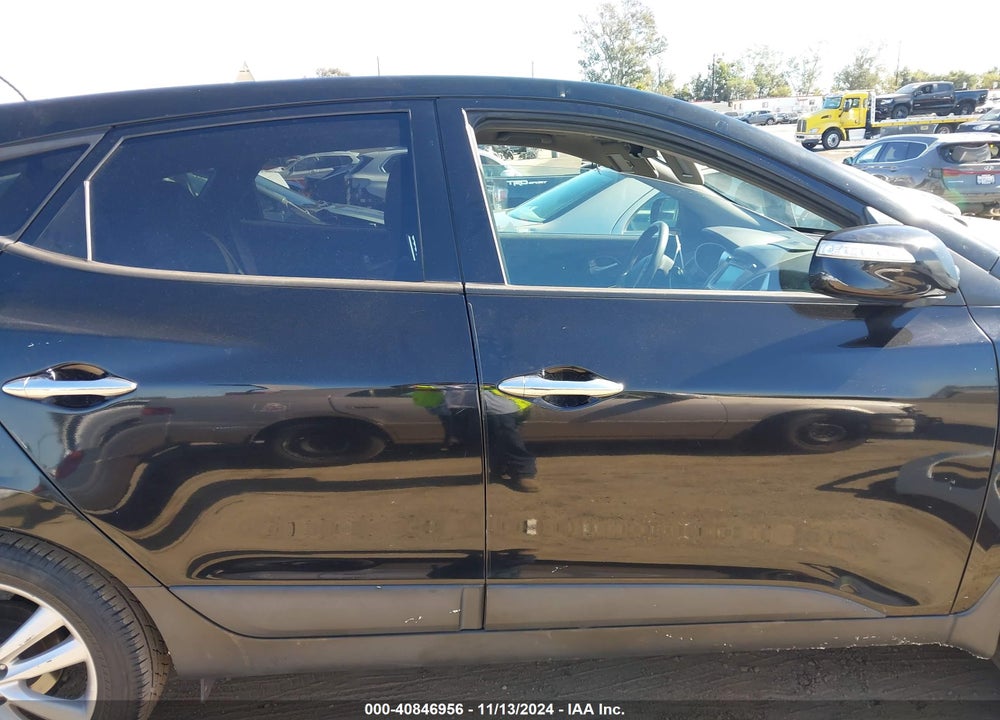 2012 HYUNDAI TUCSON LIMITED VIN: KM8JU3AC1CU497894