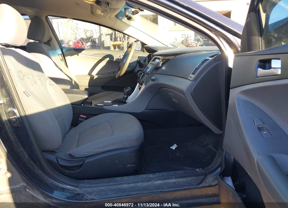 2012 HYUNDAI SONATA GLS VIN: 5NPEB4AC2CH449123