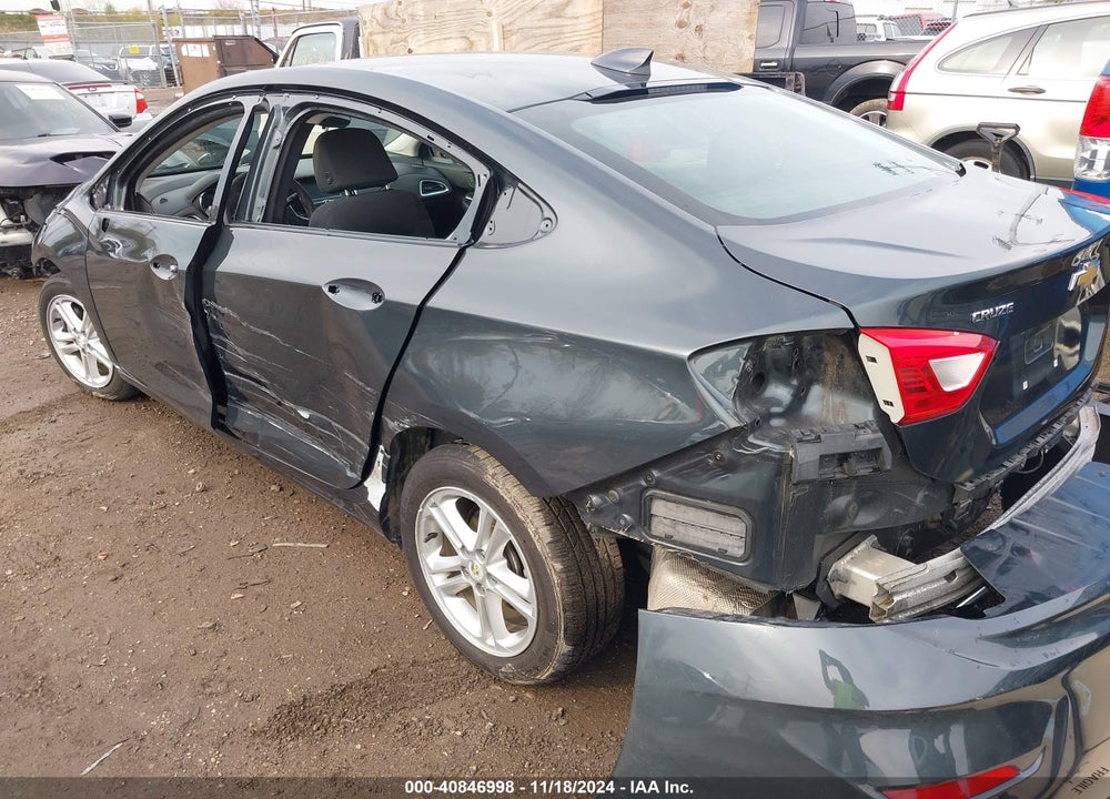 2017 CHEVROLET CRUZE LT AUTO VIN: 1G1BE5SM3H7202110