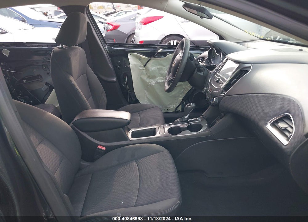 2017 CHEVROLET CRUZE LT AUTO VIN: 1G1BE5SM3H7202110