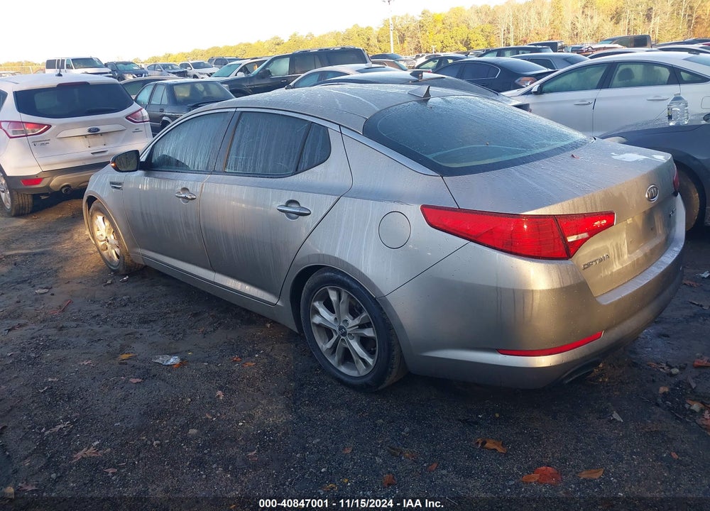 2011 KIA OPTIMA EX VIN: KNAGN4A73B5045925