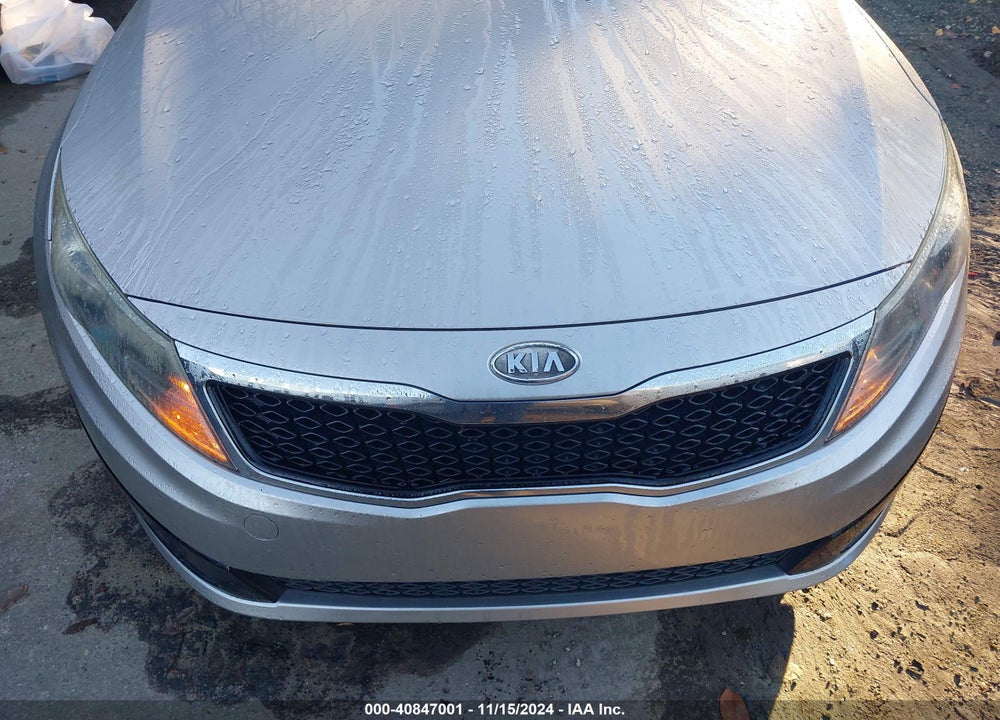 2011 KIA OPTIMA EX VIN: KNAGN4A73B5045925