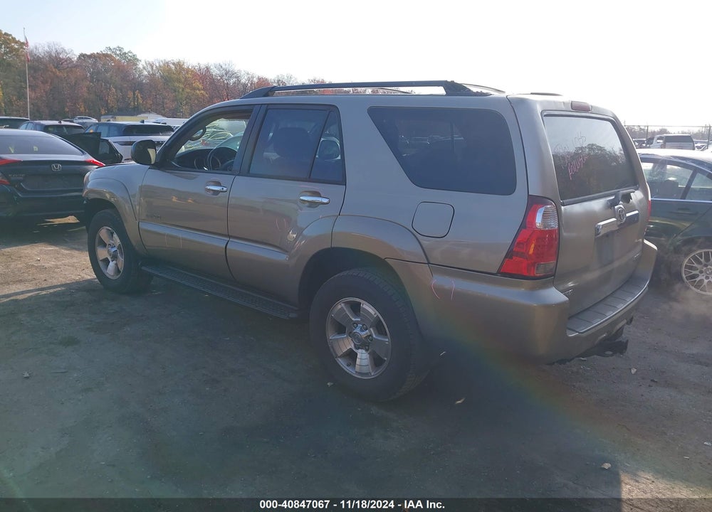 2006 TOYOTA 4RUNNER SR5 V8 VIN: JTEBT14R060061366