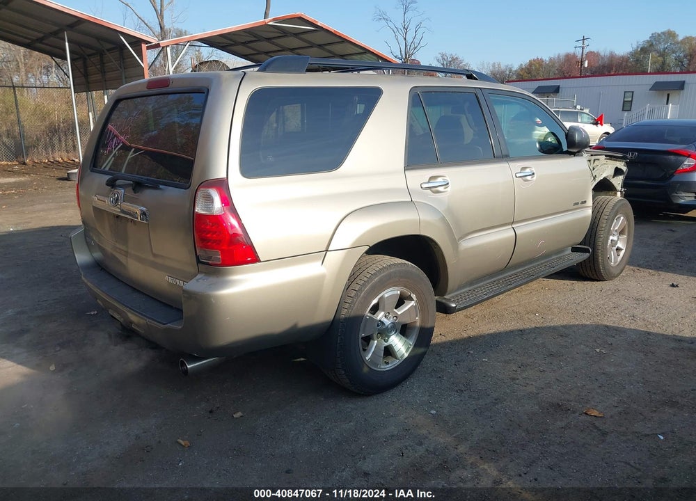 2006 TOYOTA 4RUNNER SR5 V8 VIN: JTEBT14R060061366