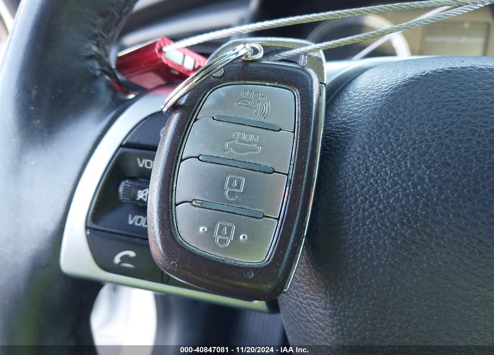 2019 HYUNDAI SONATA SEL VIN: 5NPE34AF4KH770196