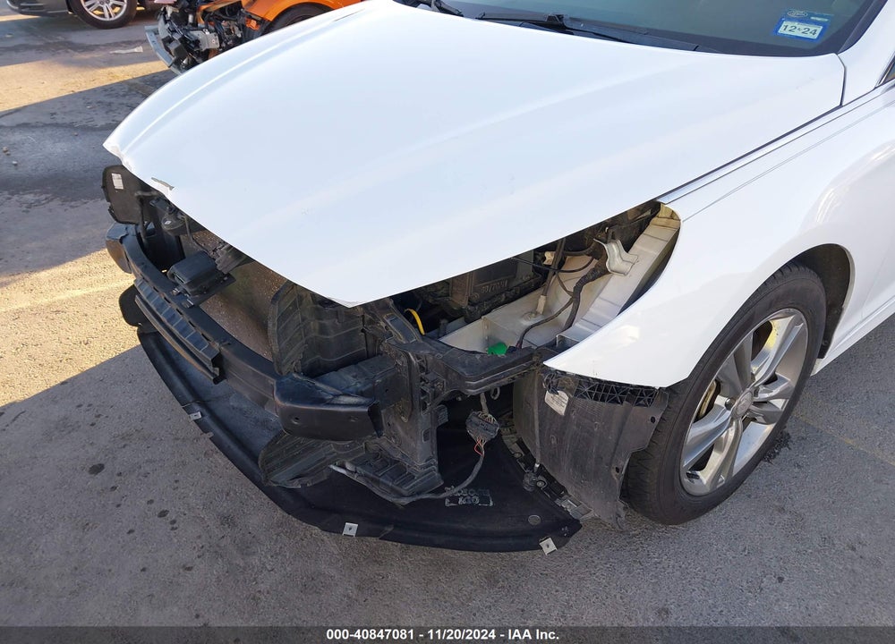 2019 HYUNDAI SONATA SEL VIN: 5NPE34AF4KH770196