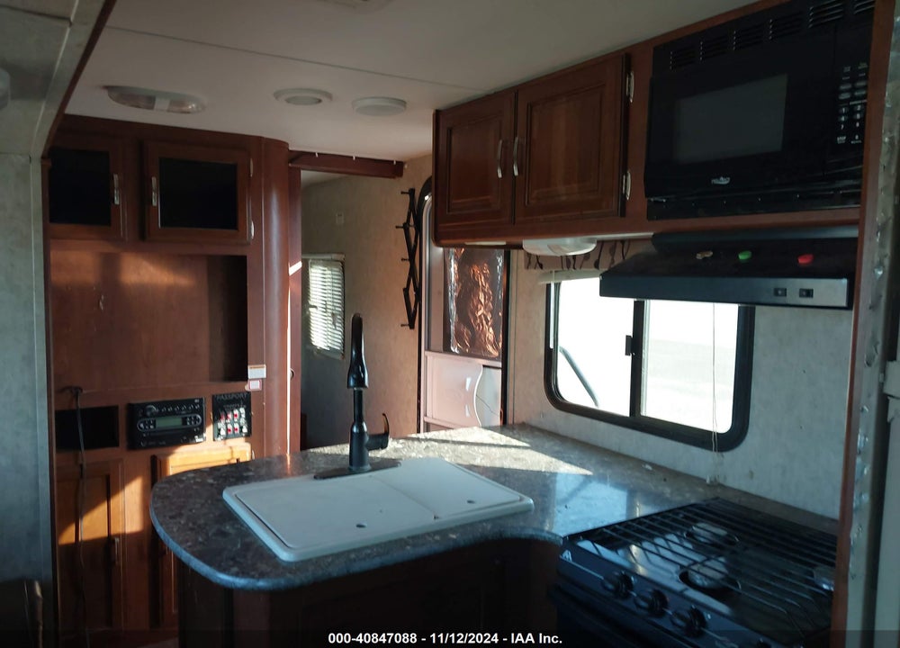2016 KEYSTONE 3220BHE VIN: 4YDT32225GT413018