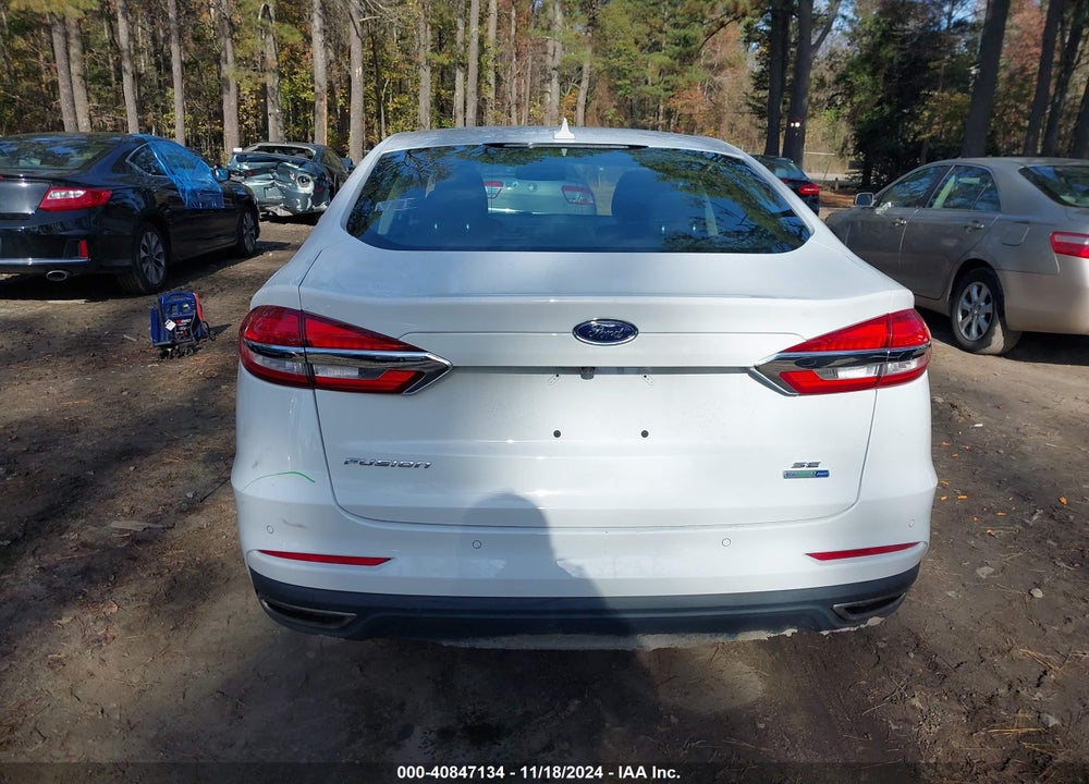2019 FORD FUSION SE VIN: 3FA6P0T97KR254233