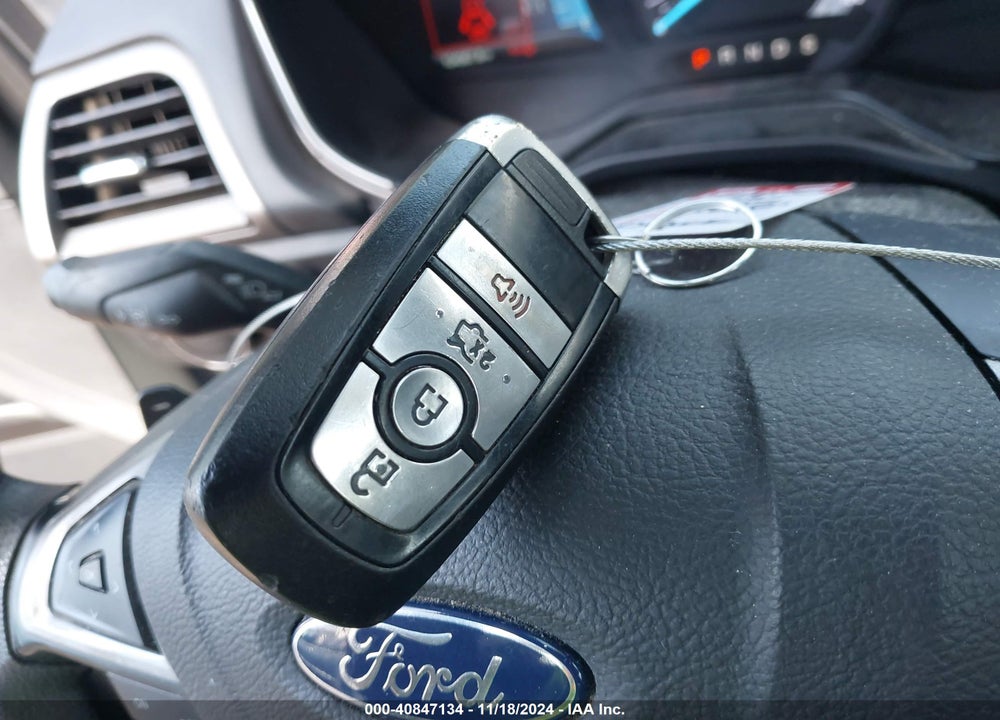 2019 FORD FUSION SE VIN: 3FA6P0T97KR254233