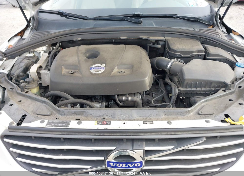 2015 VOLVO XC60 T5 PREMIER VIN: YV440MDK5F2675387