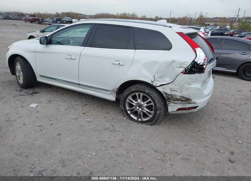 2015 VOLVO XC60 T5 PREMIER VIN: YV440MDK5F2675387