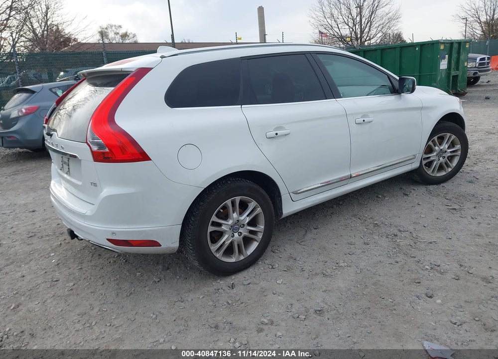 2015 VOLVO XC60 T5 PREMIER VIN: YV440MDK5F2675387