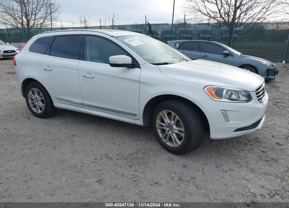 2015 VOLVO XC60 T5 PREMIER VIN: YV440MDK5F2675387