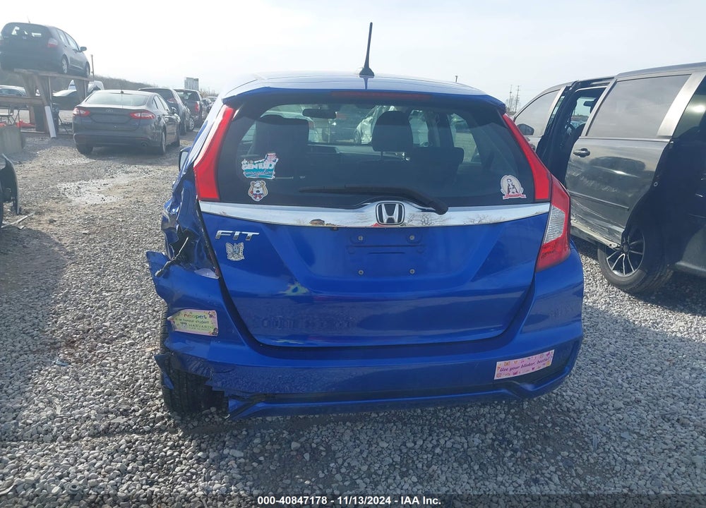 2018 HONDA FIT EX VIN: 3HGGK5H85JM721124