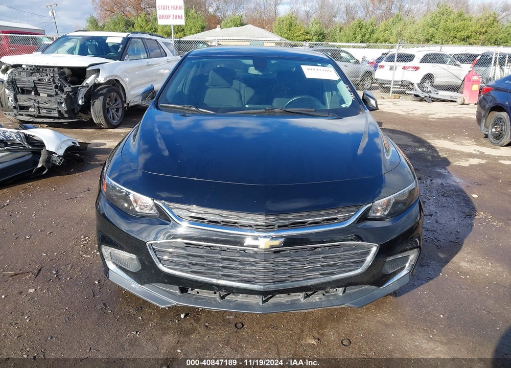2018 CHEVROLET MALIBU LT VIN: 1G1ZD5ST3JF215203
